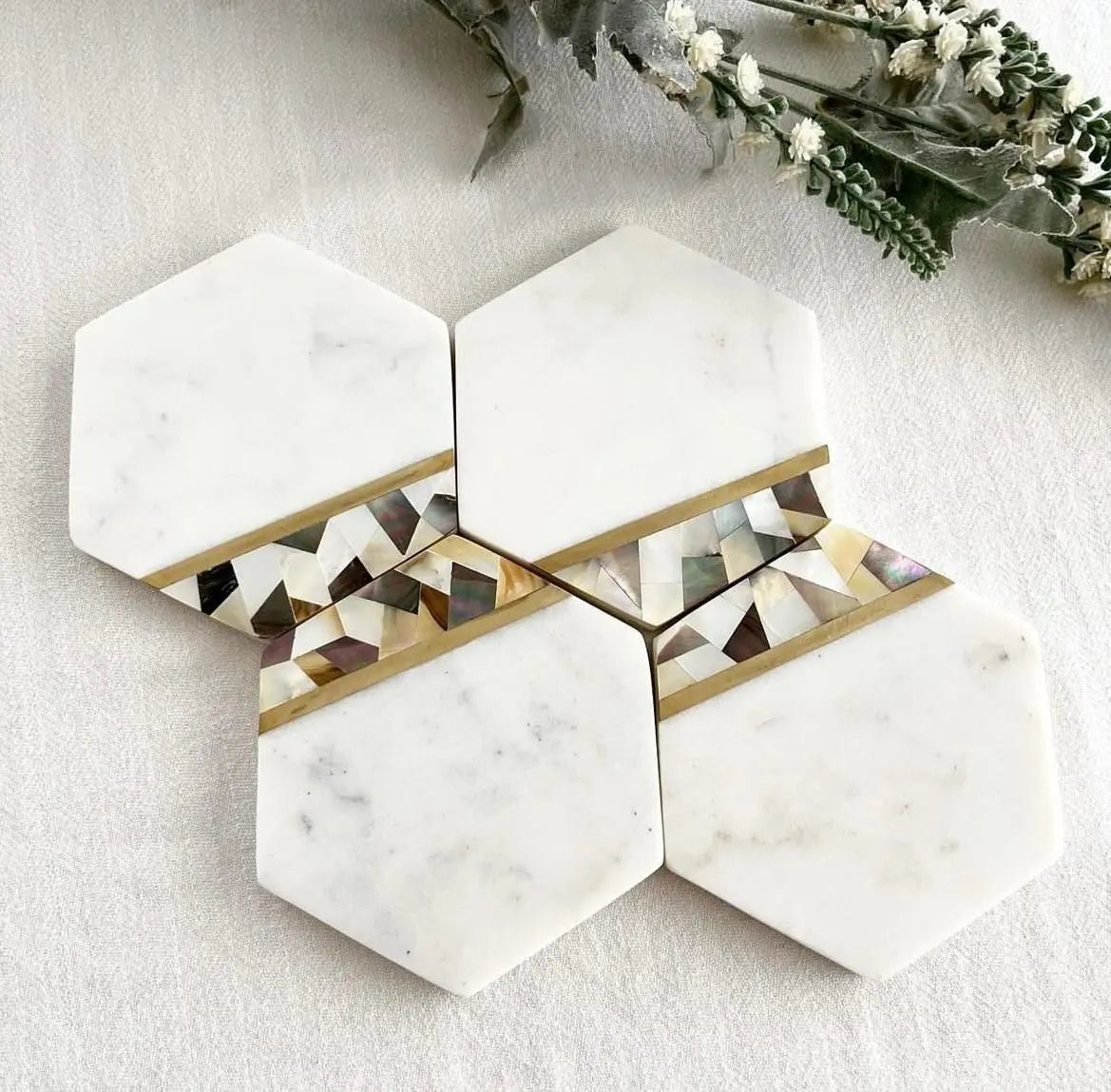 Luxury Handmade Mother Pearl Inlay Coasters Polished Brass Detailing Eco-friendly Durable 4/6-Piece Modern Table Decor Gift Set