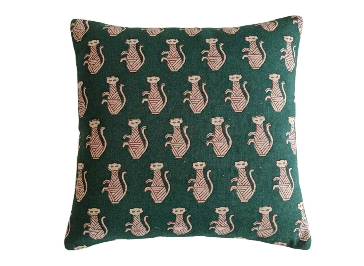 Modern Solid Rectangle High Grade 100% Cotton Eco-Friendly Washable Throw Pillow Cover for Hotel Home & Hospital Use